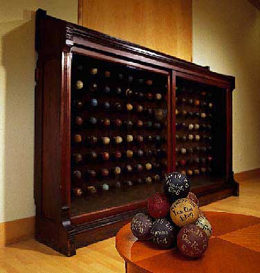 baseballs case