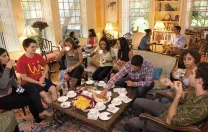 The weekly Lowell House tea, held in the master&rsquo;s residence 