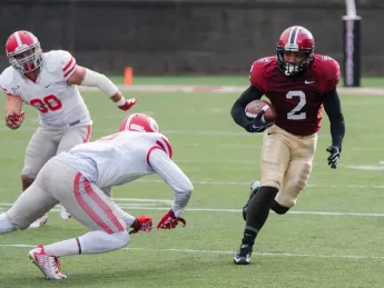 The nifty 28-yard punt return of Seitu Smith ’15 jump-started the Crimson on the way to the touchdown by Paul Stanton Jr. ’16 that made it 17-0.