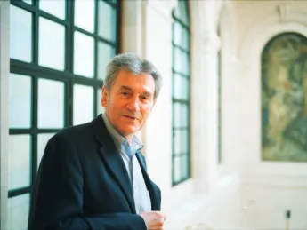 Lino Pertile