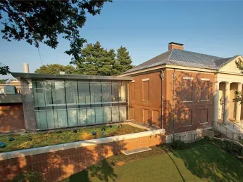 The Addison Gallery’s staid façade