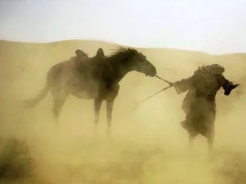 A blinding sandstorm is part of <em>Journey to Mecca.</em>