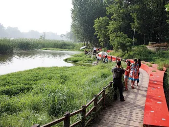 Red Ribbon Park, along the naturally verdant Tanghe River in Qinhuangdao, Hebei Province, China, 2007 