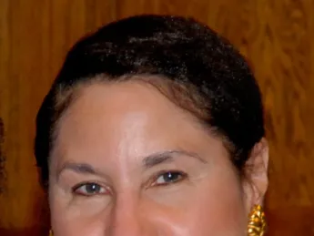 portrait of Evelyn Brooks Higginbotham
