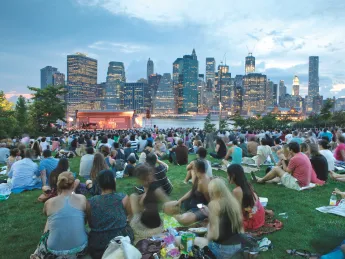 On Pier 1: Brooklyn Bridge Park&rsquo;s harbor-view lawn