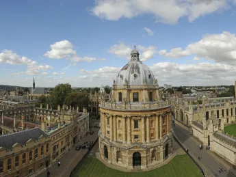 Five Harvard seniors and one graduate will attend Oxford University in October 2014.
