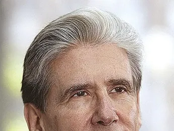 Public-health dean Julio Frenk