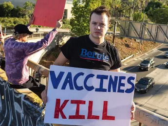 Photo of anti-vaccination protest, Los Angeles, October 12, 2021