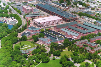 The arsenal complex is already home to Harvard Business School Publishing, the tenant of the building at the upper left. The long building in the upper center houses some of the operations of Arthur D. Little Inc., the consulting firm. A mix of commercial tenants fills the other structures, which include a central parking garage and support services and amenities not found in stand-alone Cambridge office buildings.