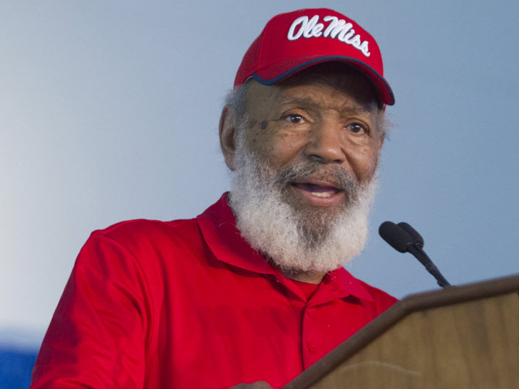 James Meredith Speaks At Harvard Graduate School Of Education Harvard Magazine