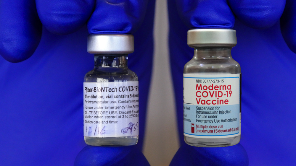 Moderna's Vaccine More Effective than Pfizer's | Harvard Magazine