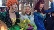 Amy Poehler with members of the Hasty Pudding Theatricals during a parade through Harvard Square
