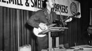 Seeger often sang at union rallies and meetings.
