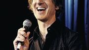Borowitz performing standup at the Comix comedy club in New York City, January 2008