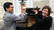 Clinical instructor in medicine Martha Ellen Katz with pianist Alvin Chen, HMS ’15, who also performed “<i>Widmung,</i>” as well as Chopin’s Andante Spianato and Grande Polonaise, op. 22.