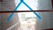 A glass “slot” separating the old Fogg building from the new admits welcome light to the interior. Brick from the old building (96 percent of its materials were ultimately recycled) was used to construct the wall seen here.