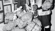 The entire family makes ready (1954).