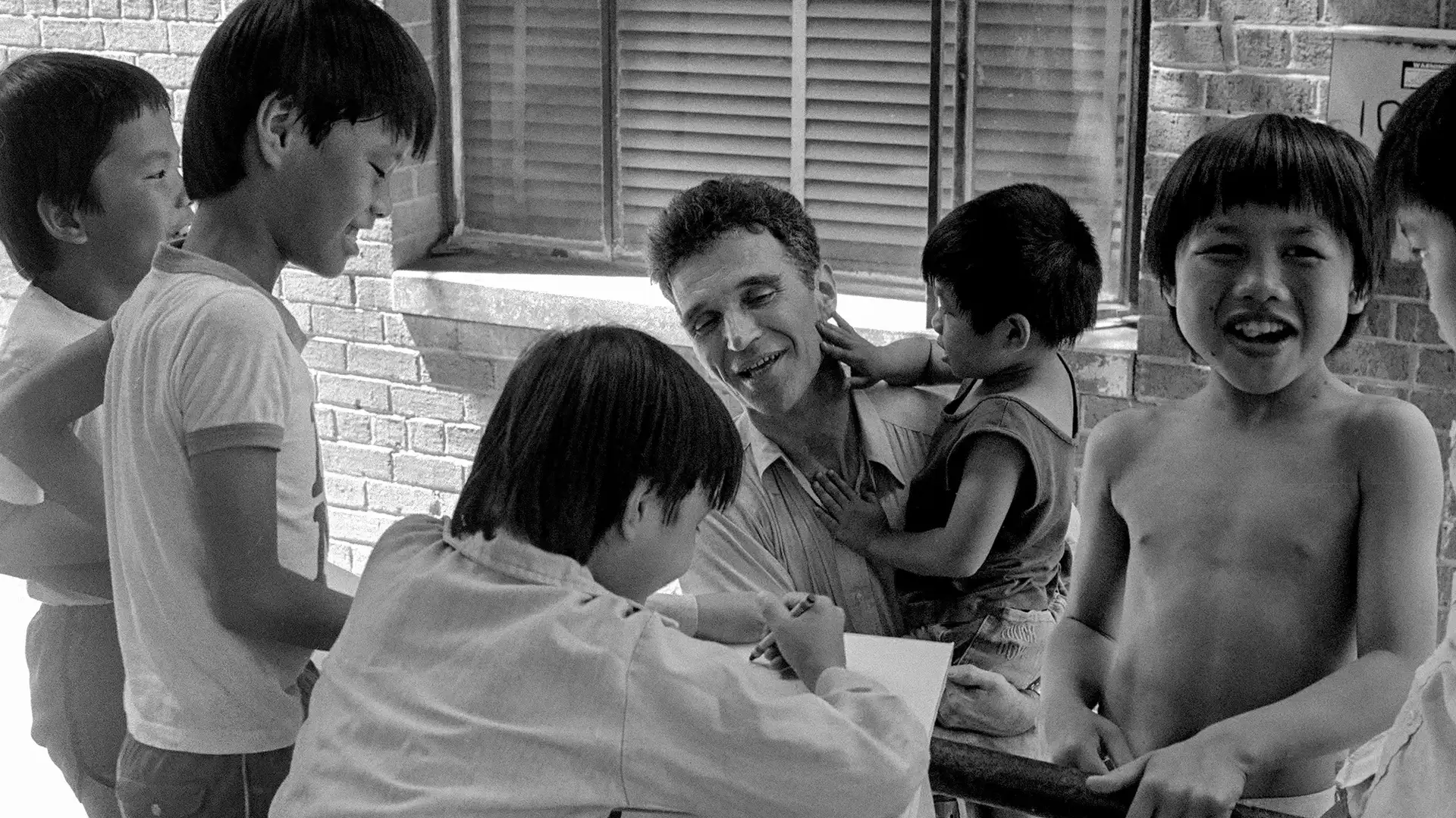 Robert Coles Was Most at Home on the Playground | Harvard Magazine