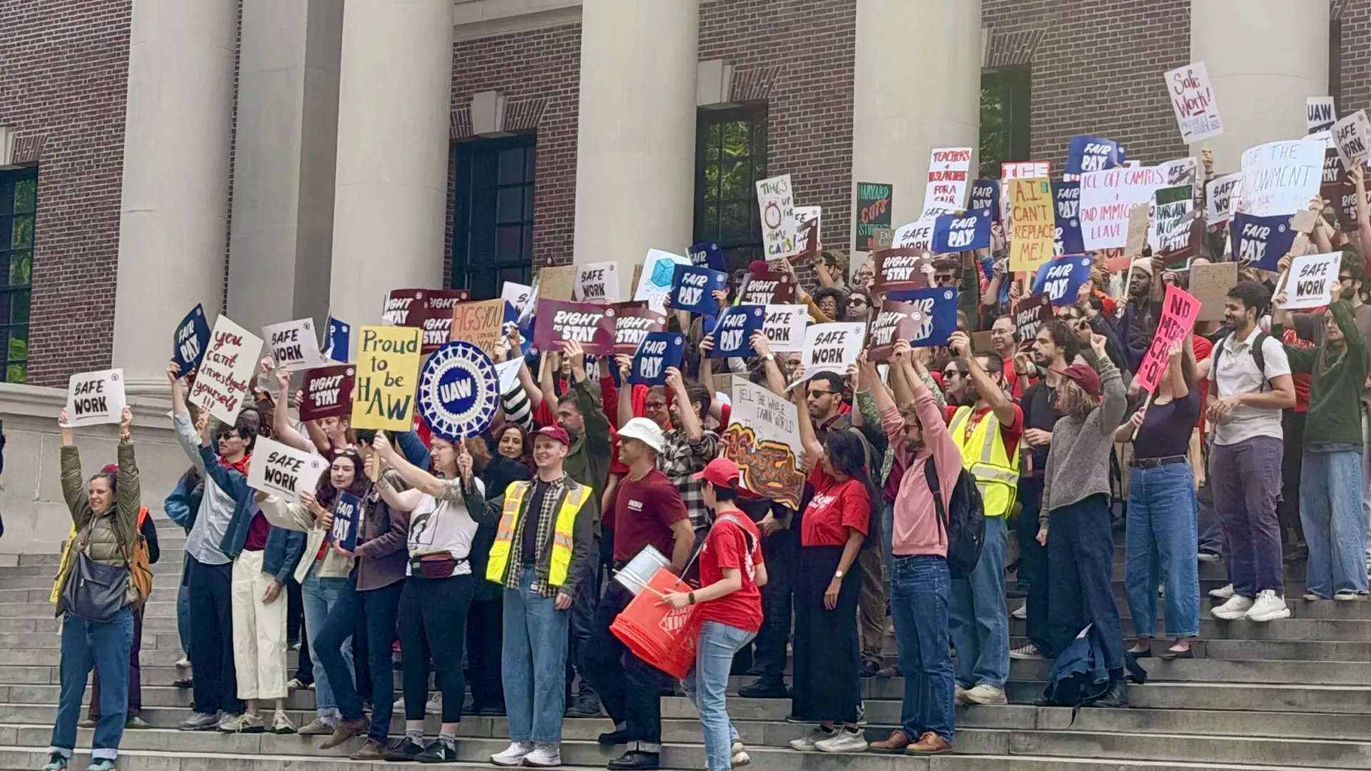 Harvard Graduate Workers Begin Strike | Harvard Magazine