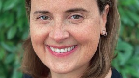 Portrait of Harvard Alumni Association executive director Sarah Karmon