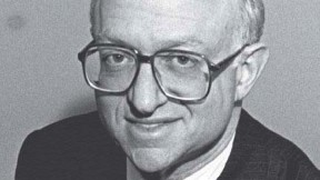 Photograph of Harvard economist Martin Feldstein