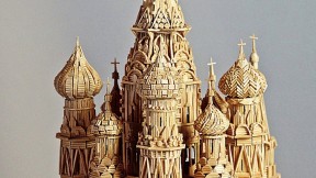 Stan Munro’s "toothpicked" version of St. Basil’s Cathedral, in Moscow