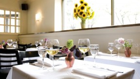 Erbaluce’s minimalist décor lets the food shine.