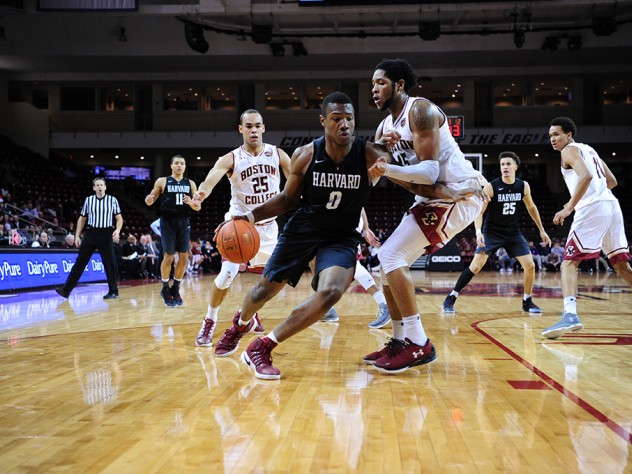 Harvard Defeats Dartmouth In Ivy Basketball Harvard Magazine