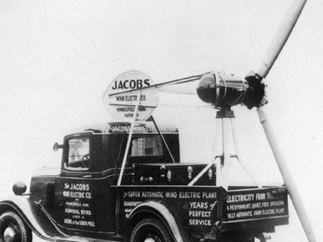 Photograph courtesy of Jacobs Wind Electric and the Jacobs Family This truck-mounted turbine visited county fairs and small towns to publicize Jacobs products.
