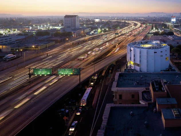 Photograph by Iwan Baan Michael Maltzan Architecture’s New Carver Apartments stands out against the busy Santa Monica Freeway.