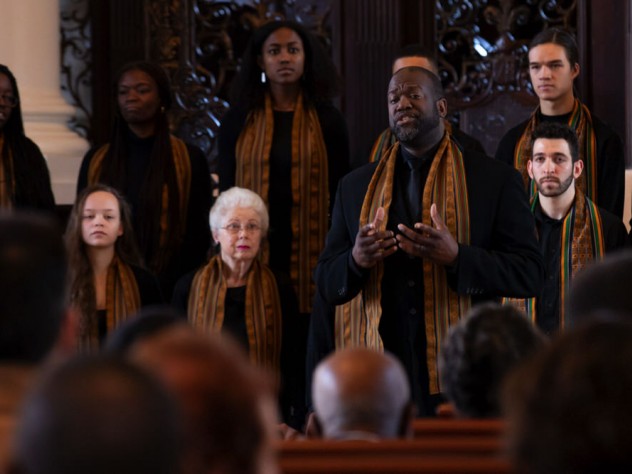 Photo of the Kuumba Singers.