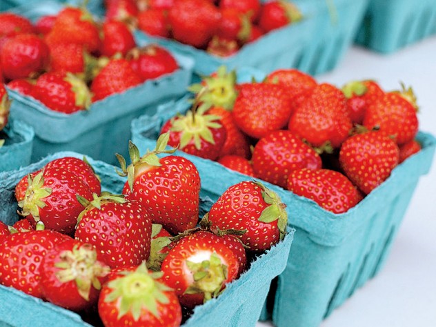 fresh strawberries at the Harvard Farmers&rsquo; Market
