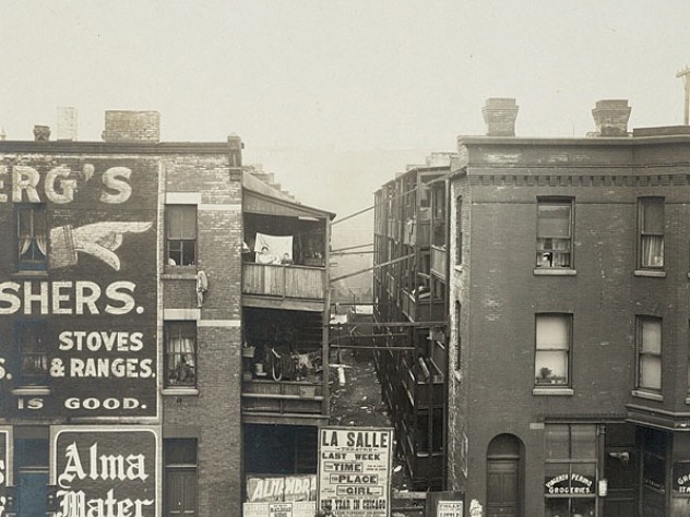 Photograph courtesy of the Harvard Art Museums <i>Social Settlements: United States. Illinois. Chicago. "Francis E. Clark Settlement": Francis E. Clark Settlement, Chicago. Ill.: In the Neighborhood,</i> c. 1908