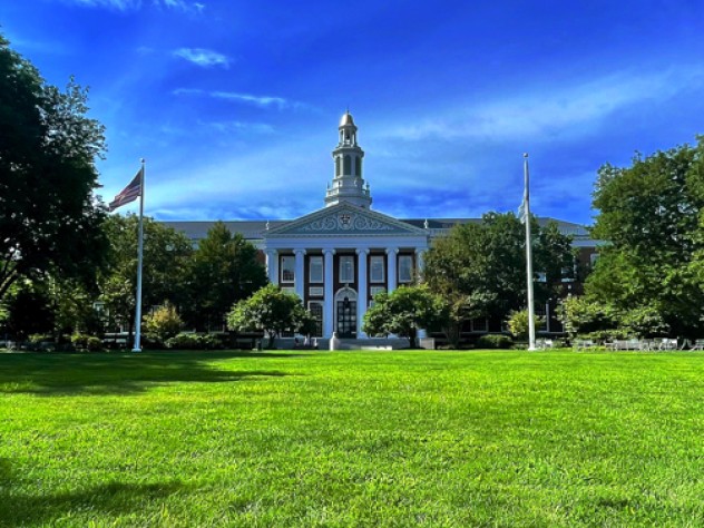Harvard Business School Expands Financial Aid | Harvard Magazine