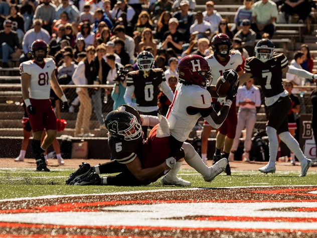 Harvard’s Kym Wimberly scores his second touchdown.