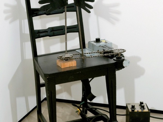 The humorous <i>Applause</i> uses motorized hands to clap for viewers.