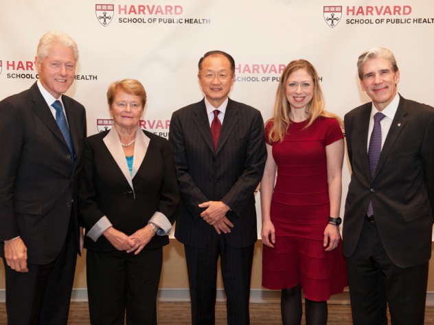 Photograph by Genevieve de Manio/Harvard School of Public Health HSPH dean Julio Frenk (at right) with the school’s Centennial Medalists, Bill Clinton, Gro Harlem Brundtland, and Jim Yong Kim, and Chelsea Clinton, who received the inaugural HSPH Next Generation Award