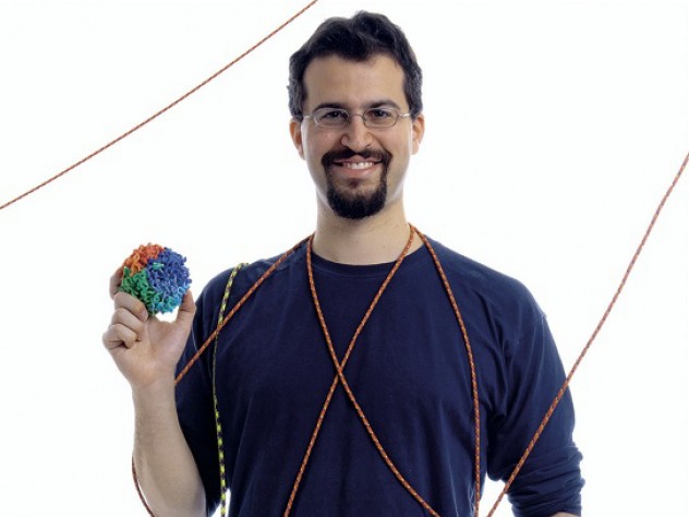 If it were not for an elegant design, your DNA might be a tangle of crossed lines and knots. Graduate student Erez Lieberman-Aiden was part of a team that discovered how the genome packs information accessibly into a tiny ball of hierarchical folds.