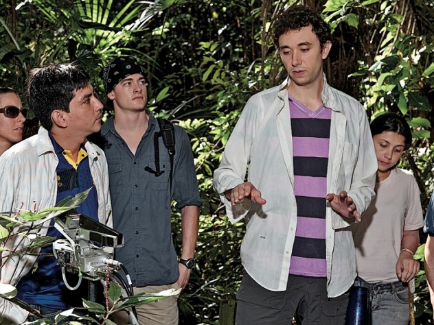 Photograph by Jake Bryant/www.envirofoto.com Veteran field course instructor Scott C. Stark, a graduate student at the University of Arizona, explains the use of equipment for measuring photosynthesis.