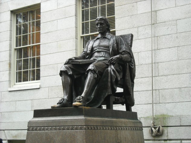 Statue of John Harvard