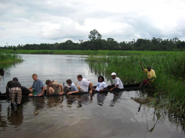 Courtesy of David Sengeh Having finished distributing nets for the day, the GMin team relaxes on a boat ride. The riders, from left to right: Clement Wright ’09; GMin cofounder Mathias Esmann, who attended an international high school in Norway with Sengeh and now attends Princeton; Jamie Appleseed, another GMin cofounder who is now the organization’s executive director; Sam Slaughter ’09; David Sengeh ’10; and Red Cross volunteer Jacob Sandy, the boat’s owner.