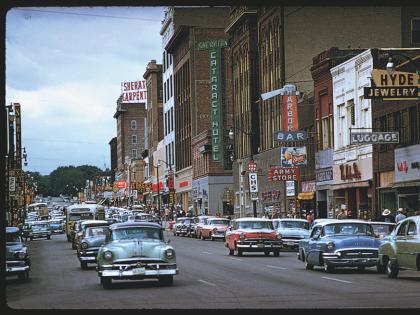 Charles Cushman’s America, in Kodachrome: Phillips Avenue, Sioux Falls, South Dakota, 1959 (above), and Newberry and Maxwell Streets, Chicago, 1950 (below, right)</p>