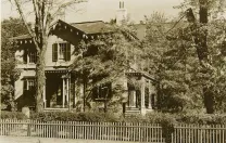 38 Quincy Street, a house without electricity, where staff moved in 1932