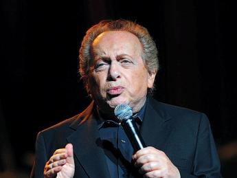 Jewish humor central: comedian Jackie Mason at the Frank Sinatra Theatre, Sunrise, Florida, in January 2008 