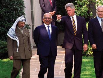 Bill Clinton with Yasser Arafat, King Hussein, and Benjamin Netanyahu, October 1, 1996, at the White House
