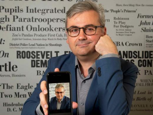 Photo of Geoffrey Fowler with old and new smartphones