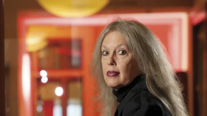 Elaine Scarry 