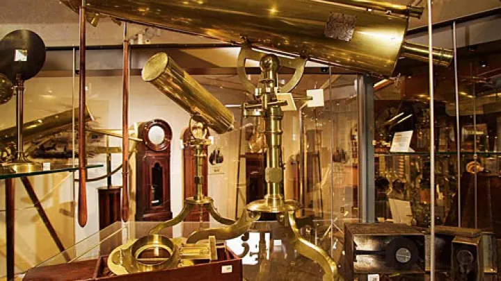Hollis professor John Winthrop observed in Cambridge the transit of Venus of 1769 with this 24-inch Gregorian reflecting telescope by James Short, London, 1764.