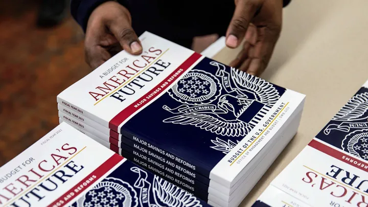 Photograph of copies of the federal budget fiscal year 2021