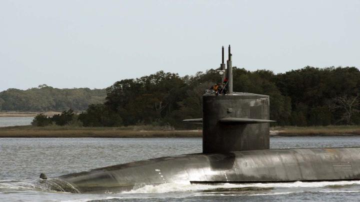 The USS <i>Wyoming</i>, an Ohio-class nuclear ballistic-missile armed submarine, transits the Intracoastal Waterway in 2009. 